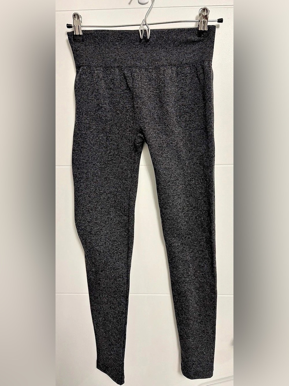 ⭐️Like New⭐️Lemon: Leggings- Size Small